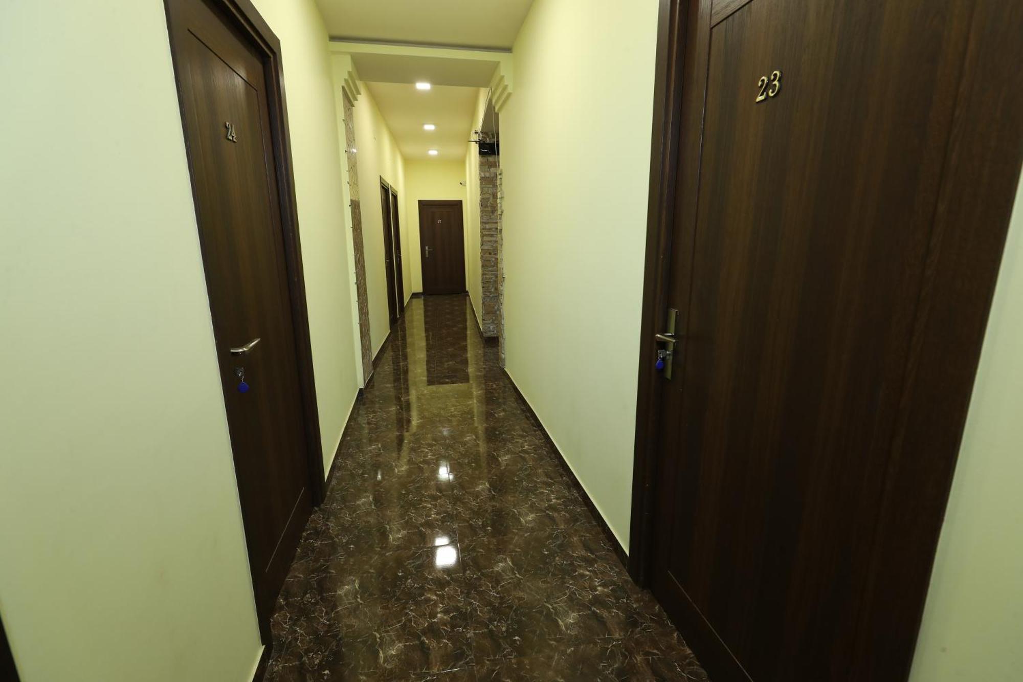Riverside Hotel Yerevan Ngoại thất bức ảnh