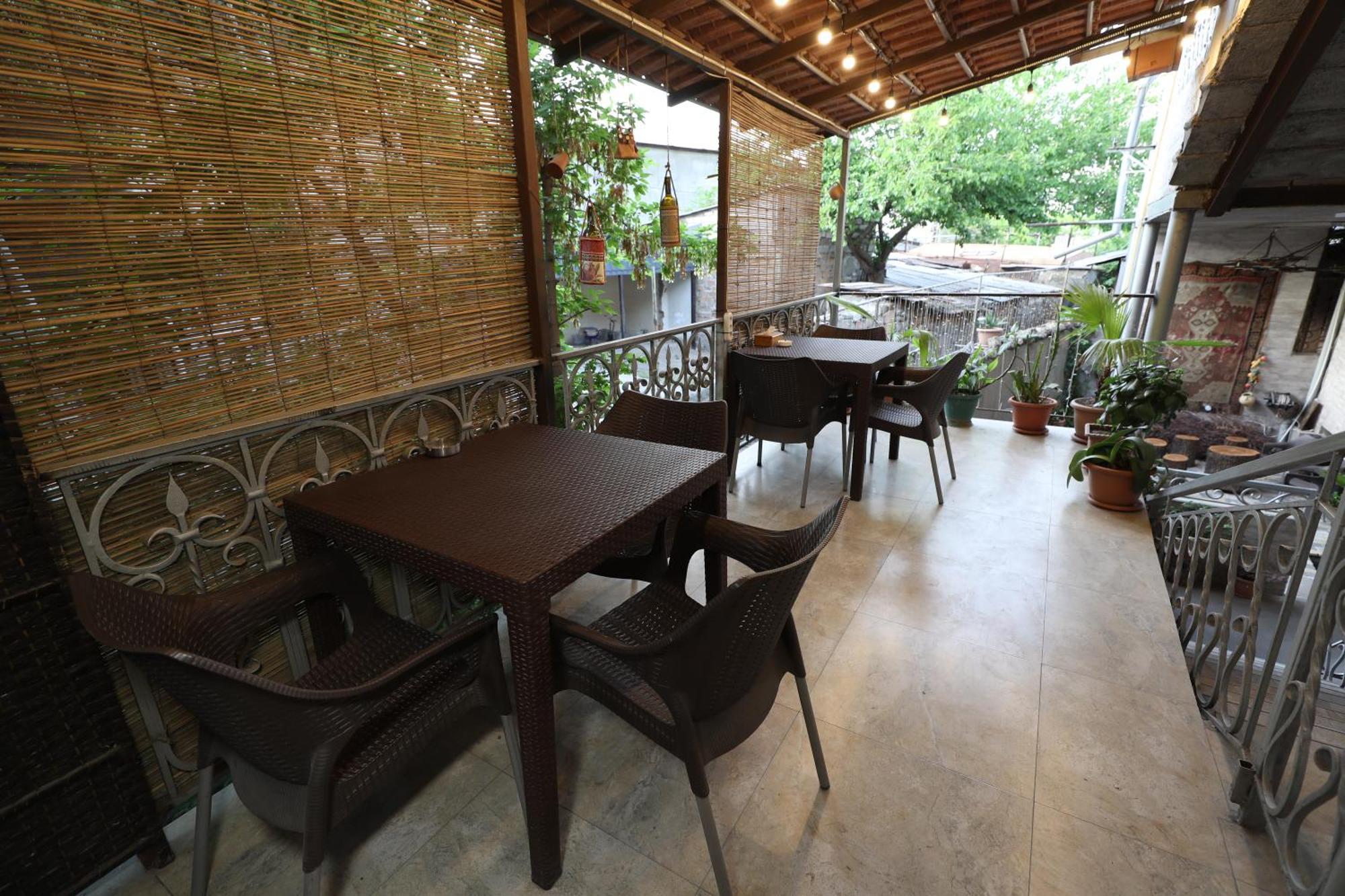 Riverside Hotel Yerevan Ngoại thất bức ảnh