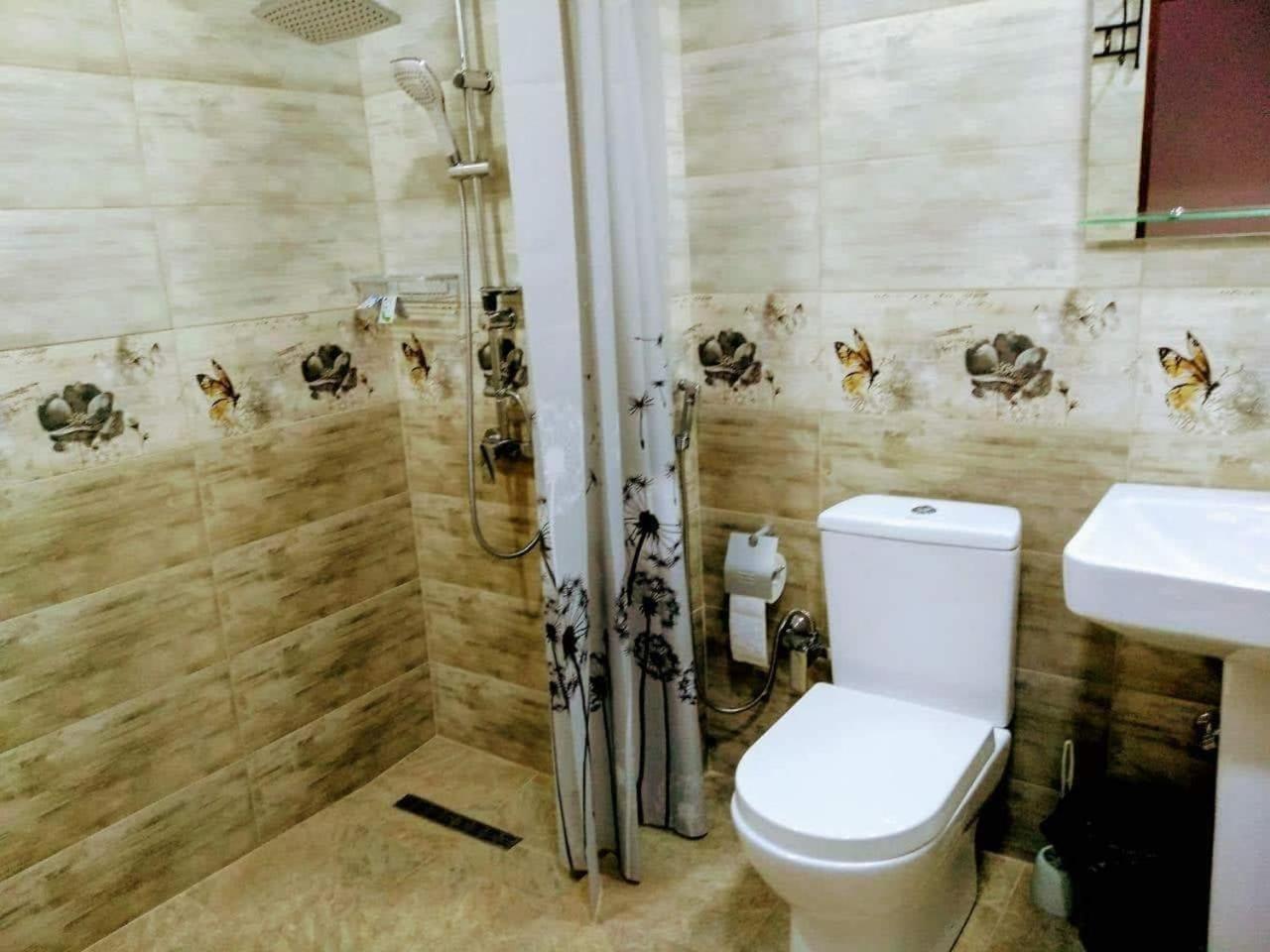 Riverside Hotel Yerevan Ngoại thất bức ảnh